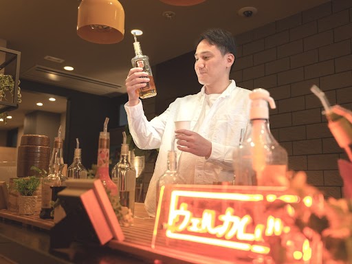 スーパーホテル御堂筋線・江坂の自分好みにたのしめる無料ウェルカムバー